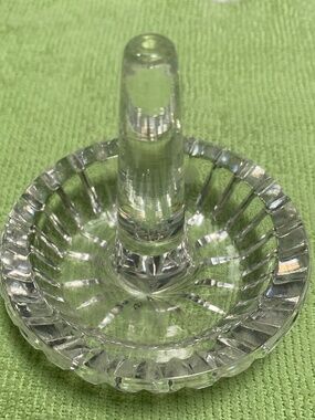 Crystal Ring Holder